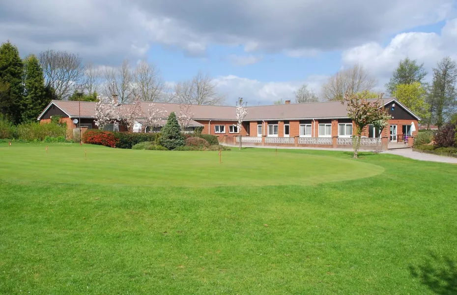 Edwalton GC: Putting Green