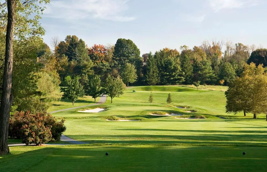 Colonial Golf & Tennis Club: #4