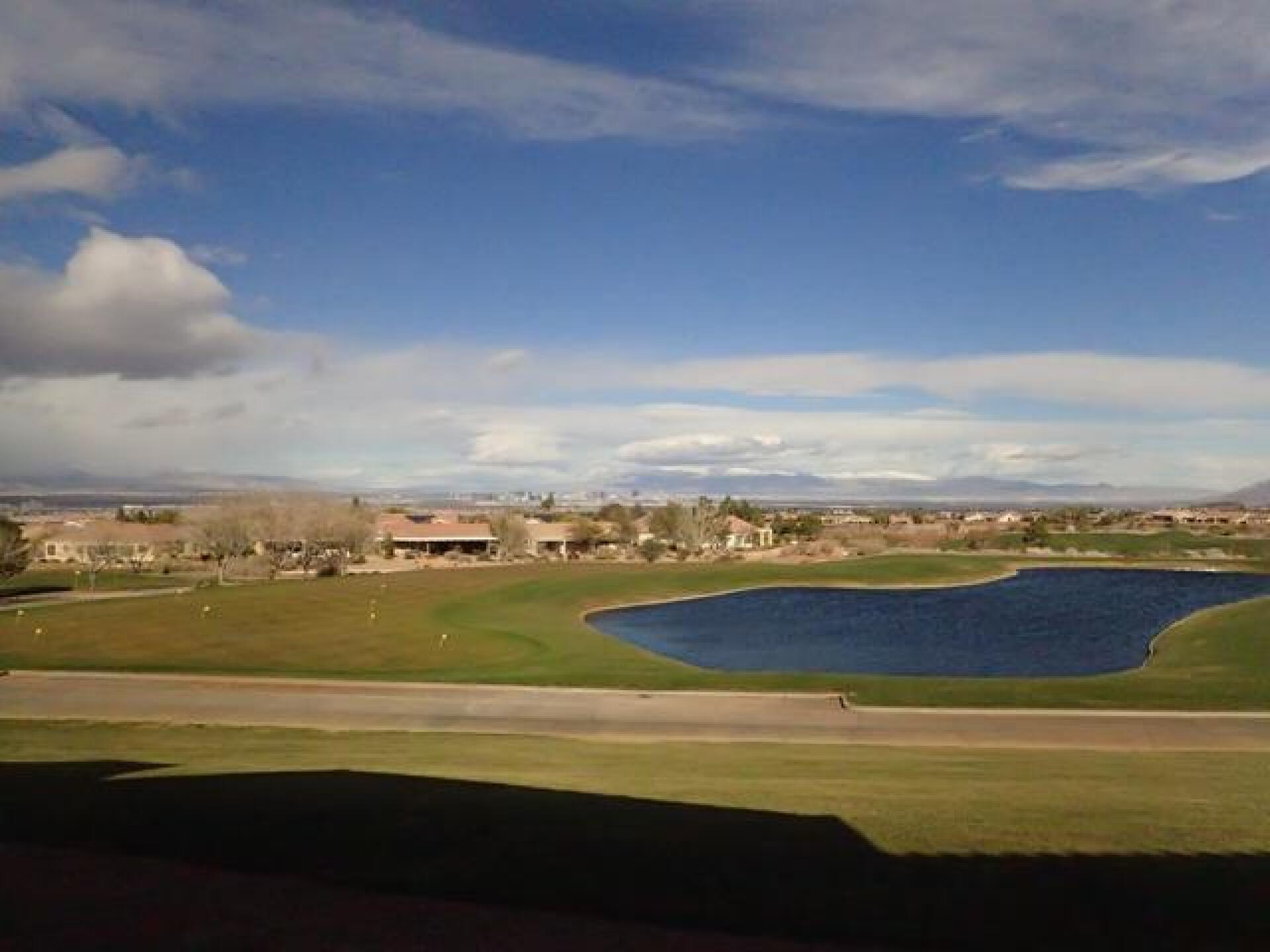 Clubhouse view on a cold, windy day (Photo submitted by CanAmDHGolfer on 01/28/2017)