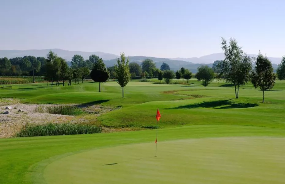 Donau Freizeitland Linz Feldkirchen GC - 18 Hole: #9