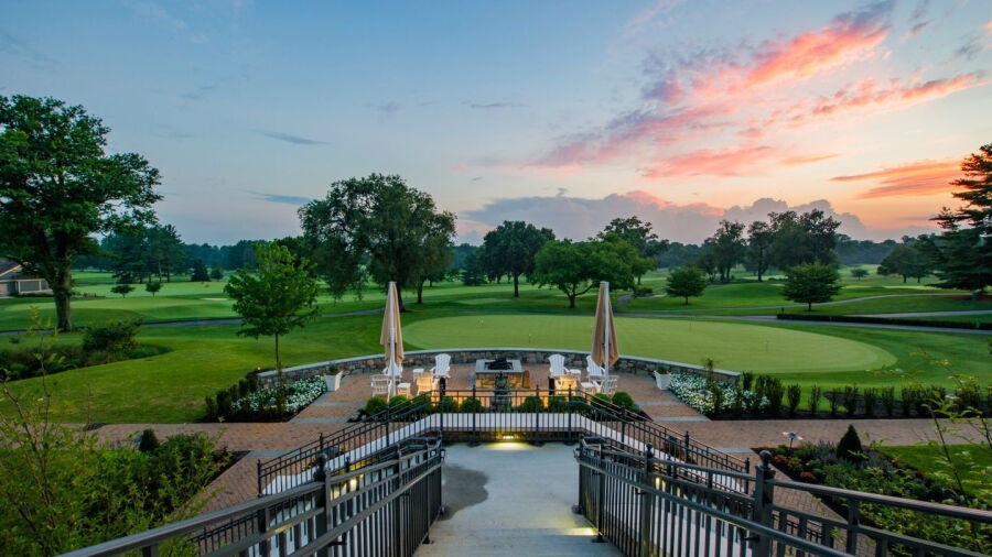 Woodmont CC: Clubhouse