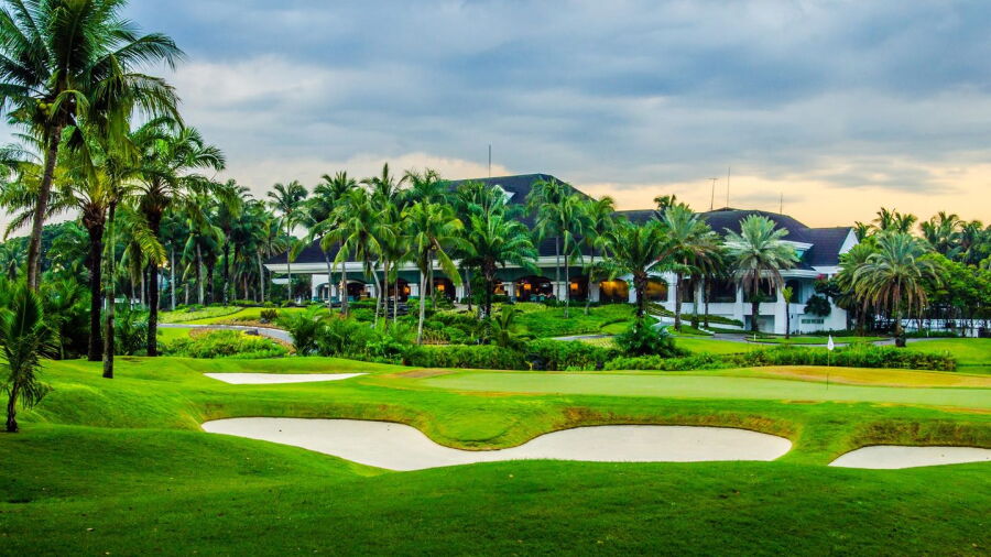 Manila Southwoods GCC: Clubhouse