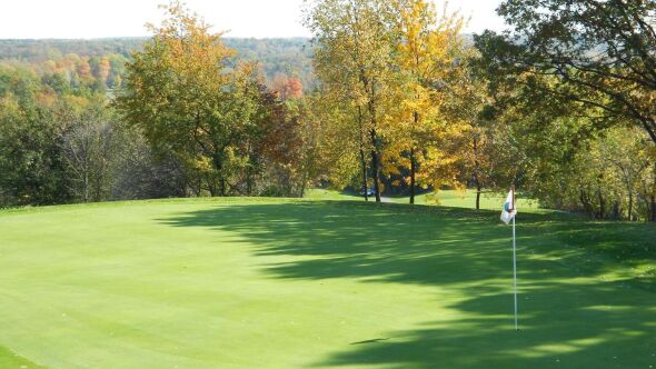 Metamora Golf & Country Club - The County Press