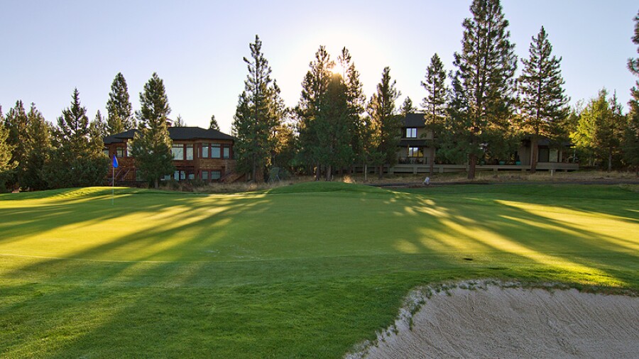 Awbrey Glen Golf Club - hole 2