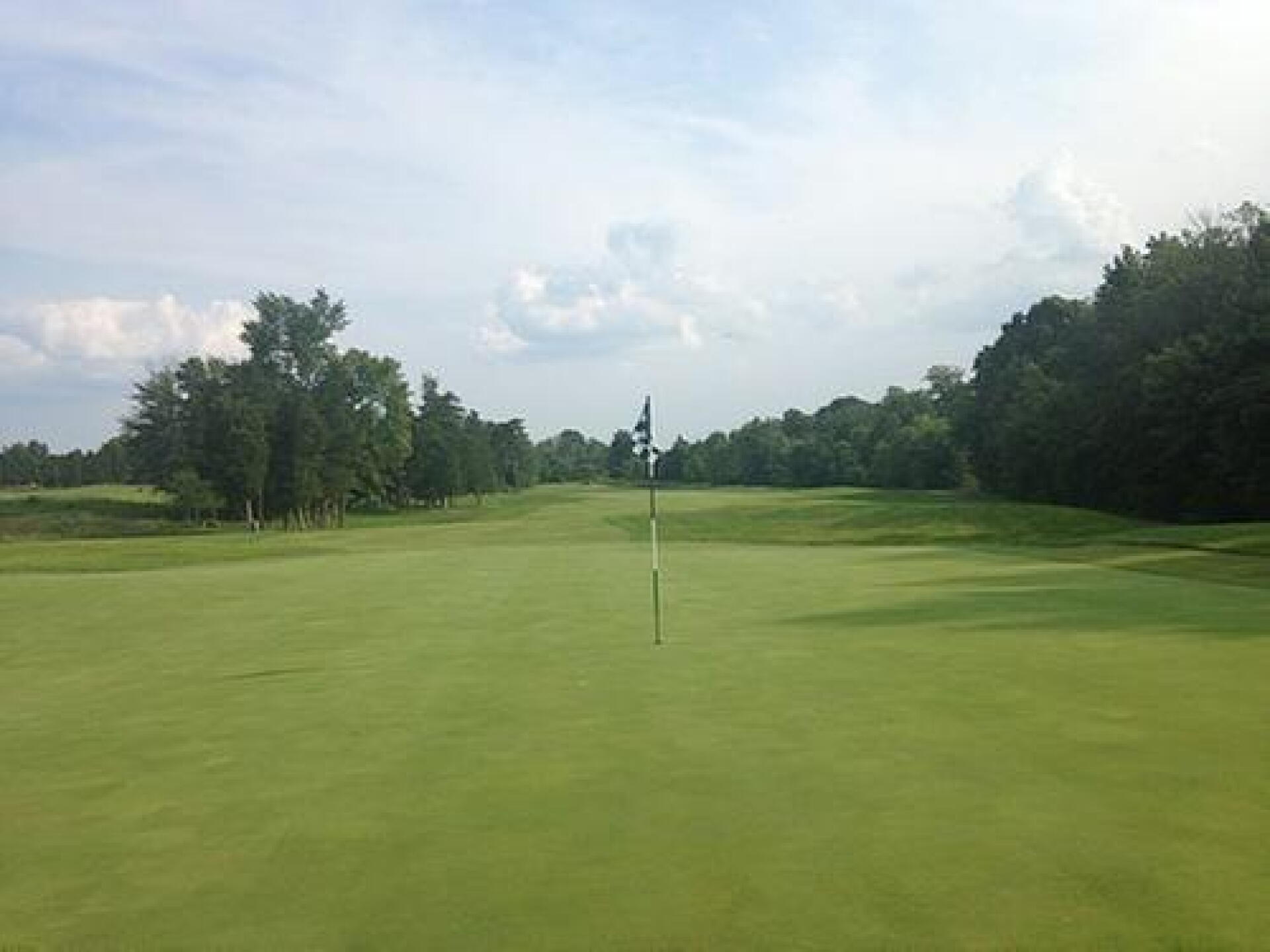 18th Green (Photo submitted by BenThapa on 08/15/2018)