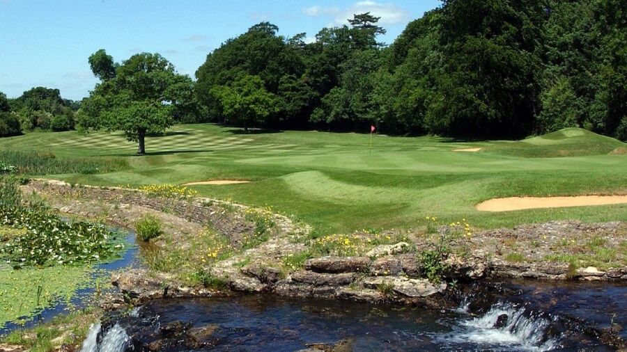 Manor House GC: water hazard on #18