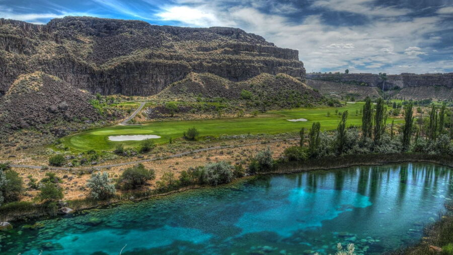 Blue Lakes CC