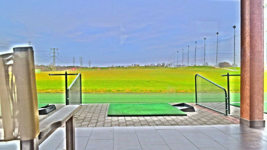 Budapest Highland GC: Driving range