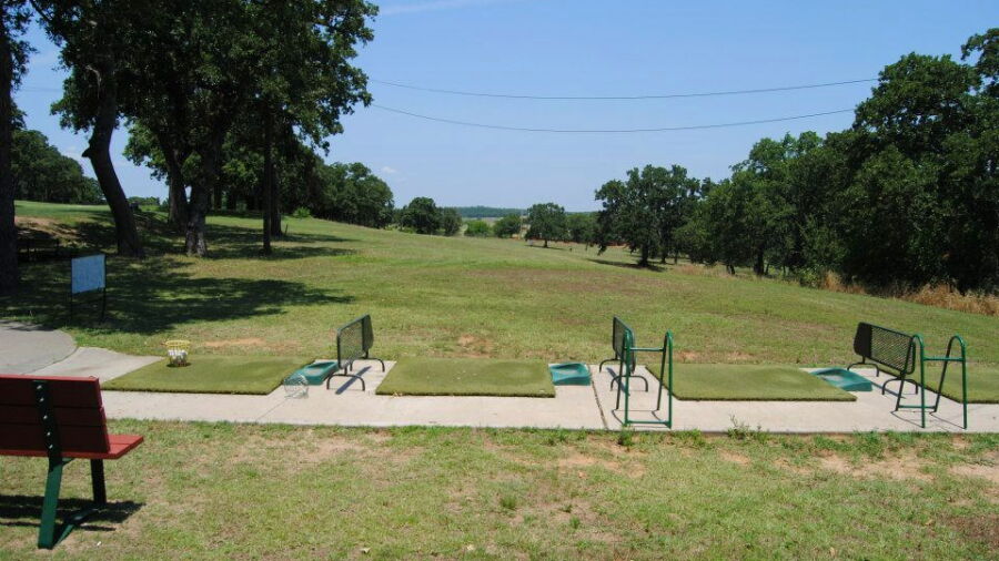 Top O' The Lake CC: Driving range