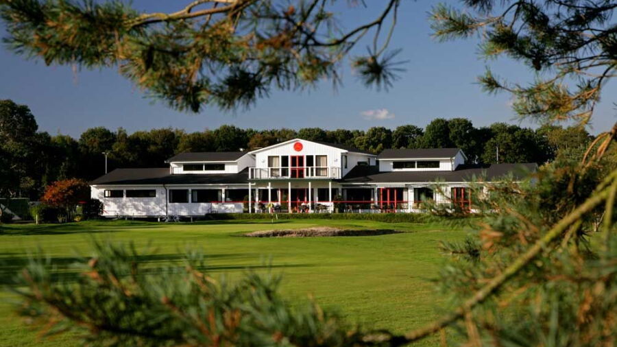 Grange Park: Clubhouse