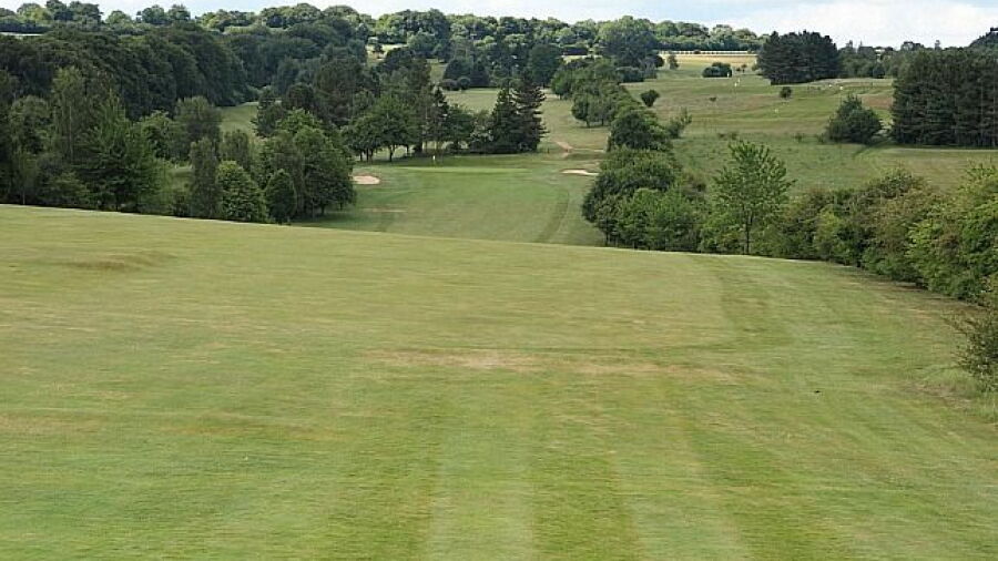 The Cathedral Course - 1st Hole
