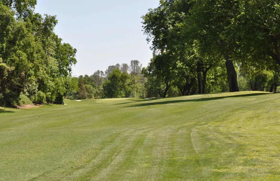 Riverview G & CC: #18