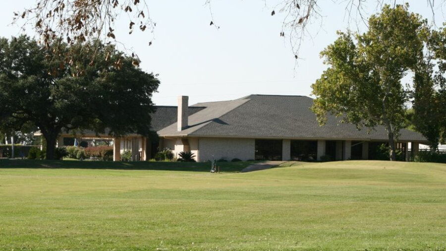 El Campo CC: Clubhouse