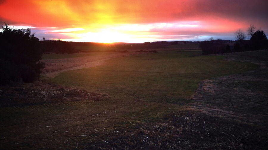 Maverston GC: Sunset