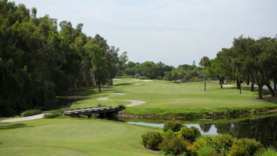 Estero CC