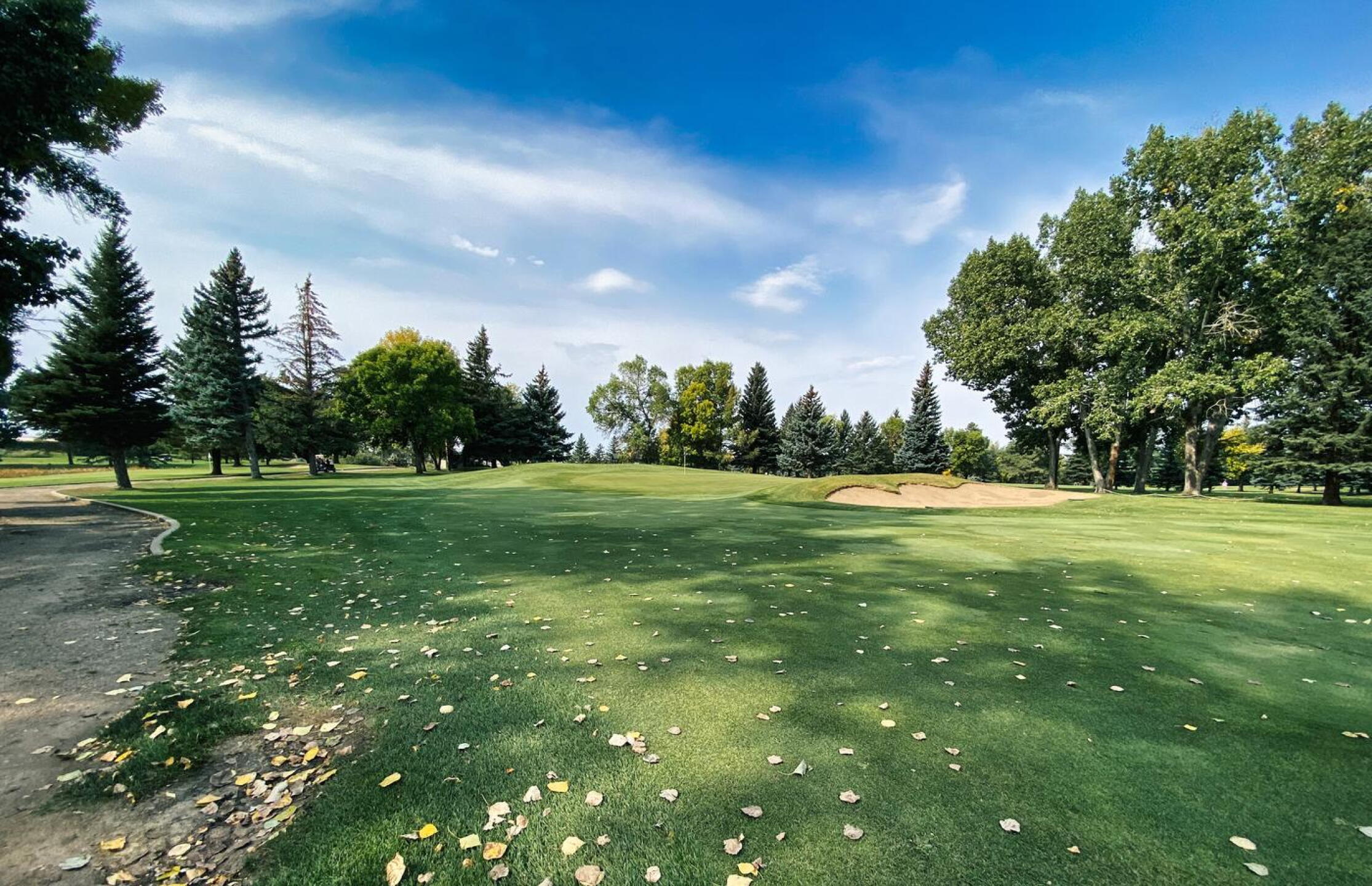 Connaught GC, Hole 2, Par 5, 508 yds (Photo submitted by DYakimec on 10/24/2023)