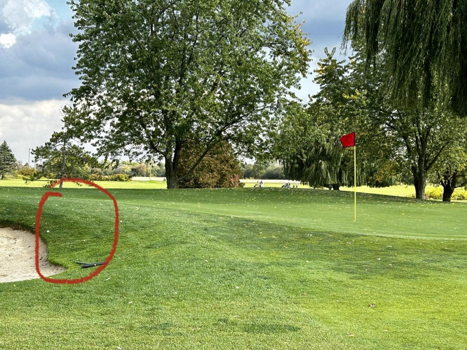 Best drive for the day on #8 ... straight for the green. (Photo submitted by Merv4 on 10/09/2023)