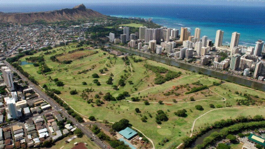 Ala Wai GC: aerial view