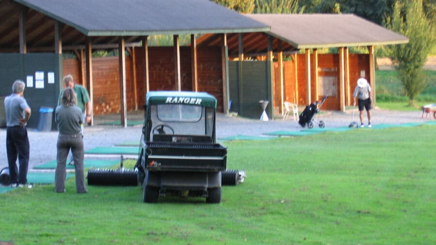 Schloss Auel GC: driving range