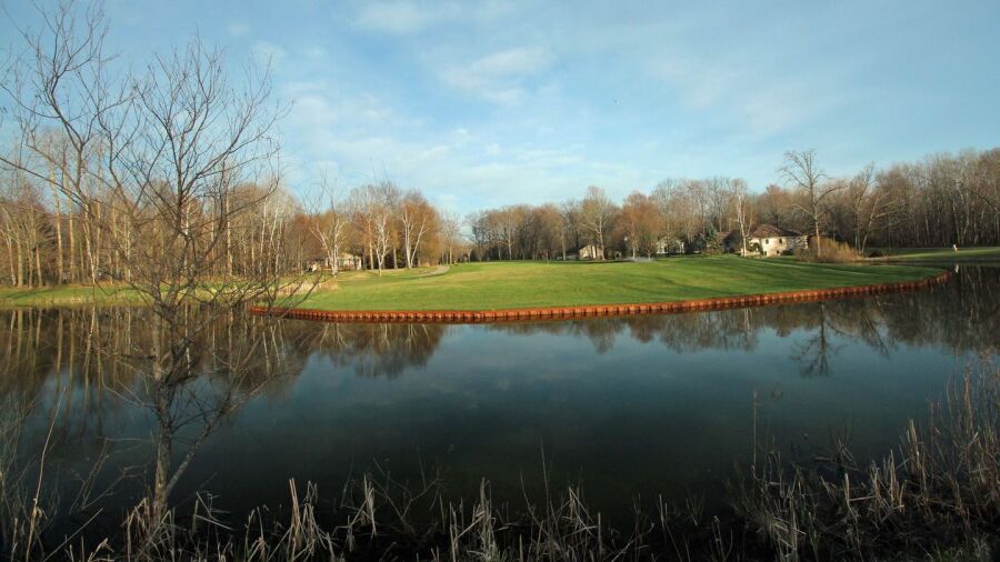 Royal at Canadian Lakes CC