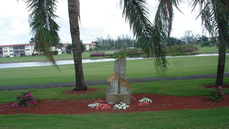 Hollybrook Golf & Tennis Club