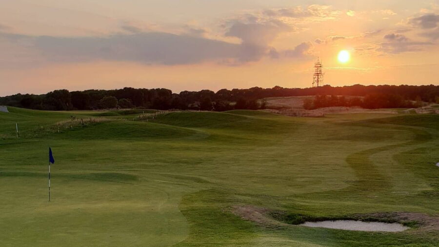 Caddington GC