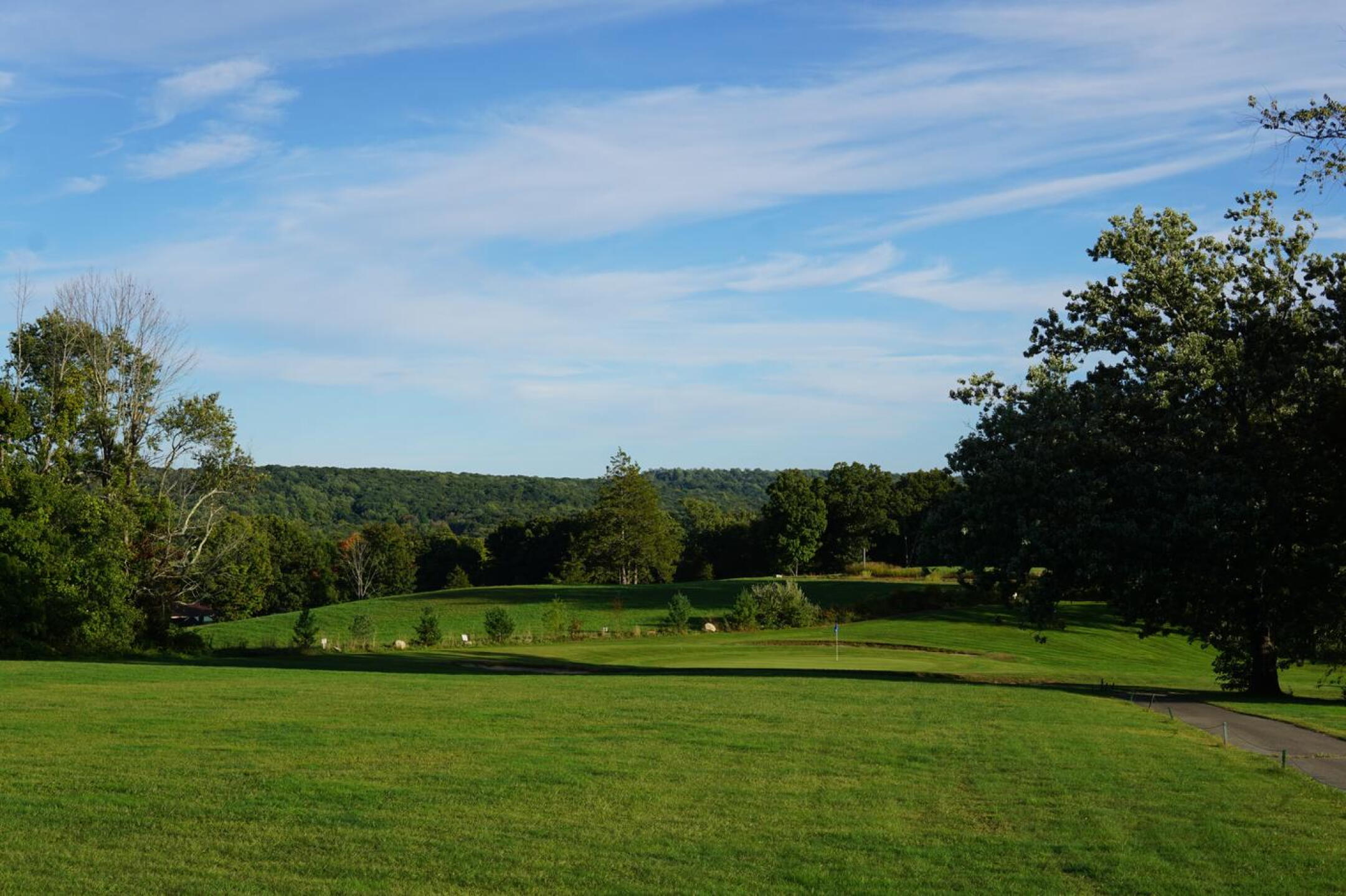View from the fifth tee down to its green. (Photo submitted by AptlyLinked on 10/02/2022)