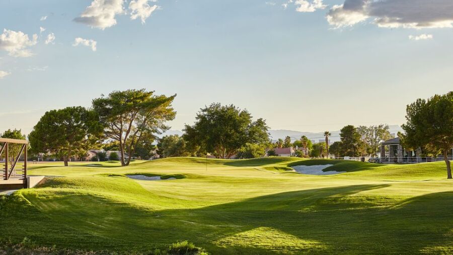 The Club at Sunrise: #18
