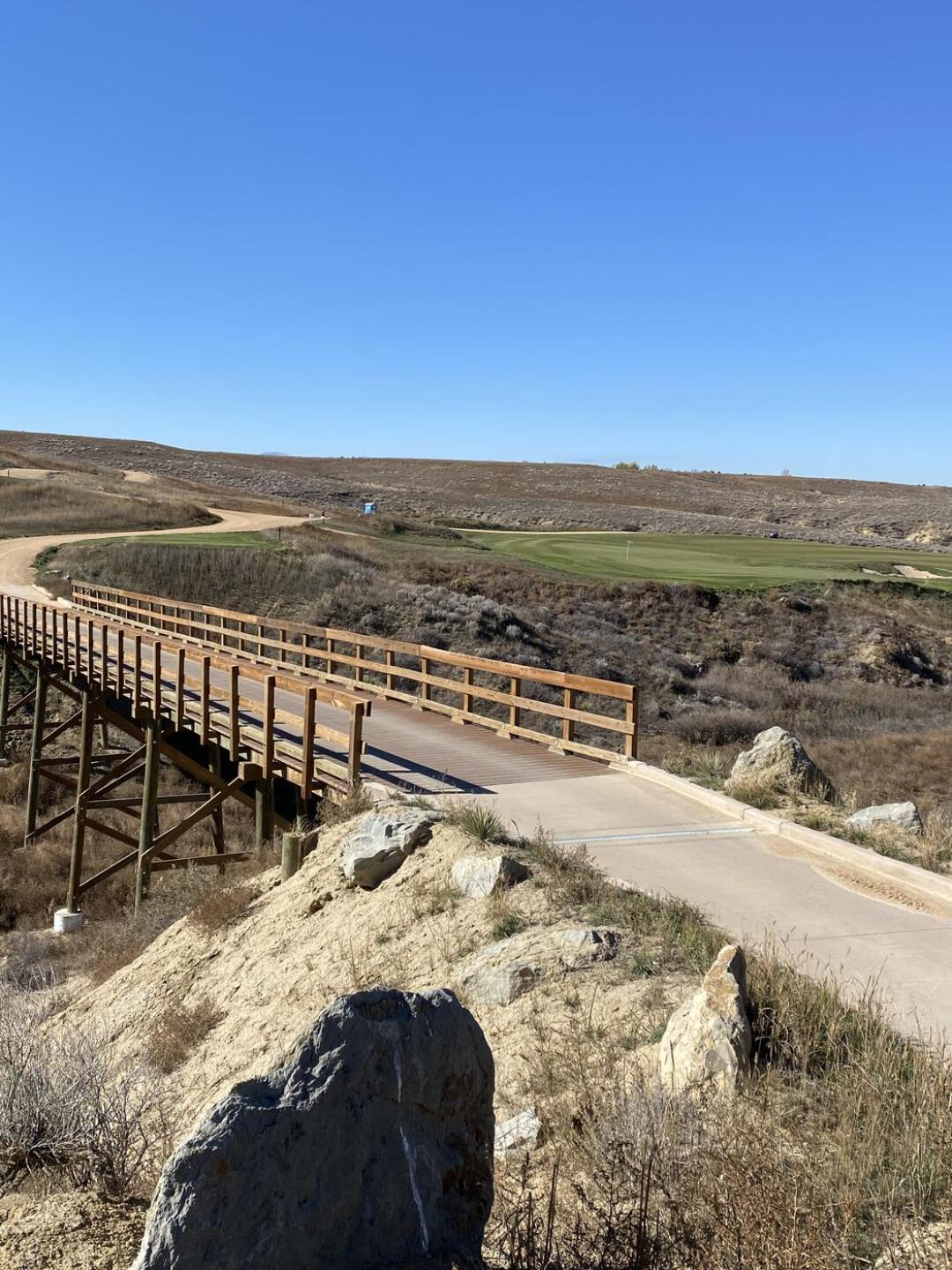 Lots of bridges (Photo submitted by Kent2120346 on 10/29/2022)