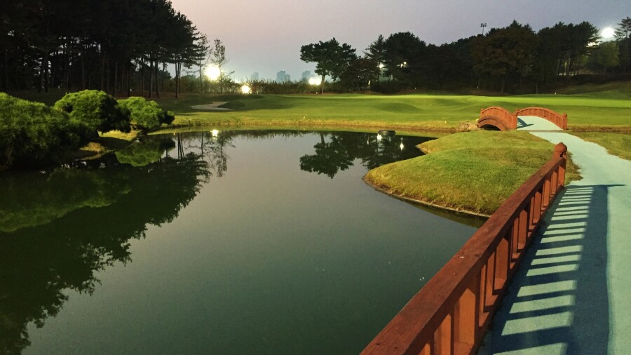 Taekwang C.C. - South golf course - hole 8