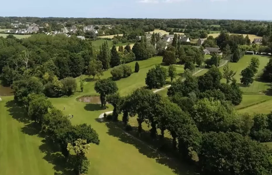 Tremereuc GC: Aerial