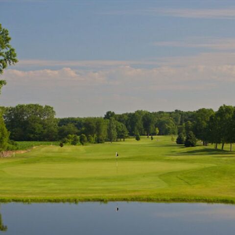 Swan Lake Resort - Black: #14