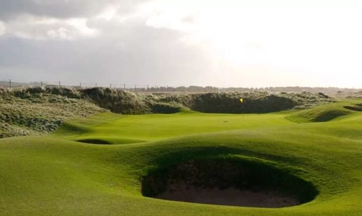 Western Gailes Golf Club - 9th green