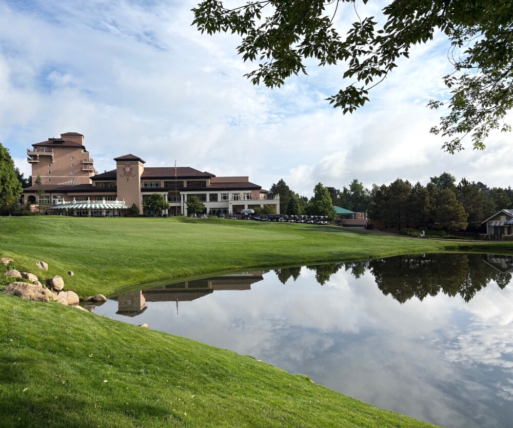 Broadmoor - East Course - hole 18 