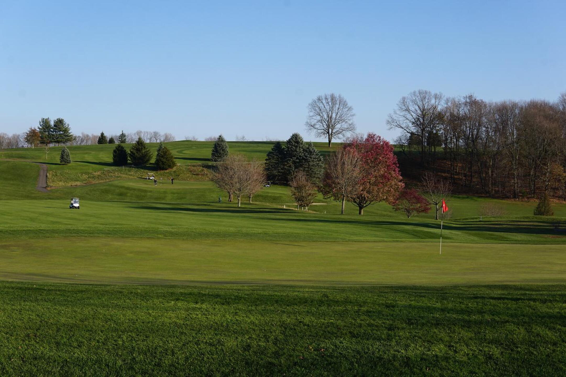 The ninth green–and, in the distance, green eight. (Photo submitted by AptlyLinked on 11/23/2022)