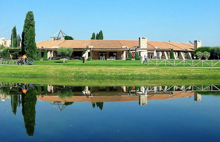 Parco de Medici GC: Clubhouse