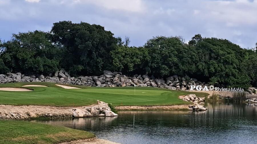 PGA Riviera Maya - water