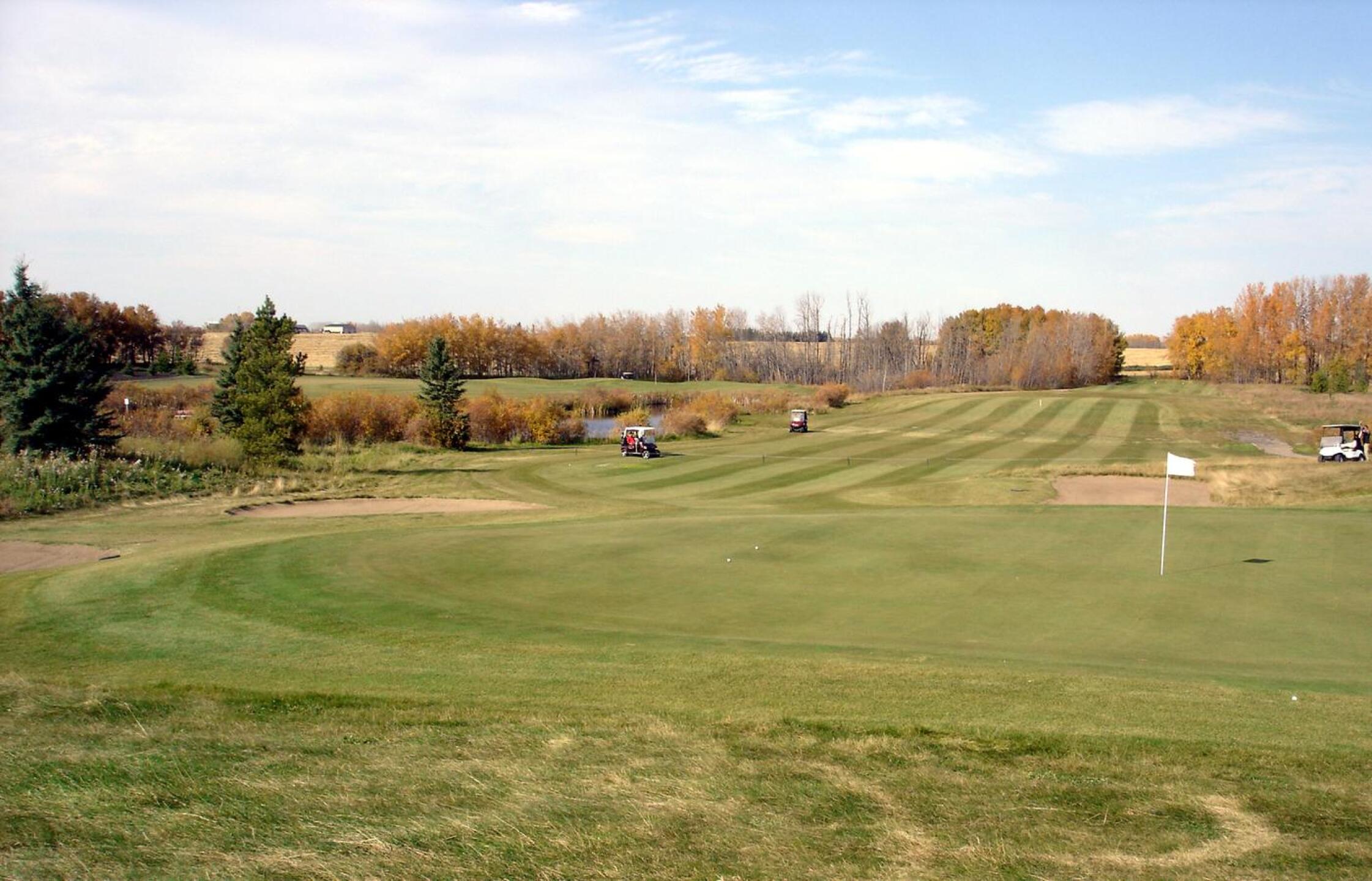 St. Paul G&CC, Hole 14, Par 4, 300 yds (Photo submitted by DYakimec on 10/01/2017)