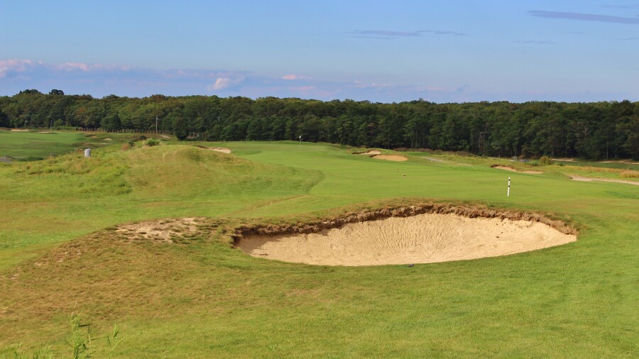 McCullough's Emerald Golf Links - hole 12