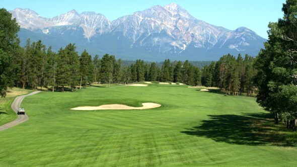 Fairmont Jasper Park Lodge G.C. - hole 11