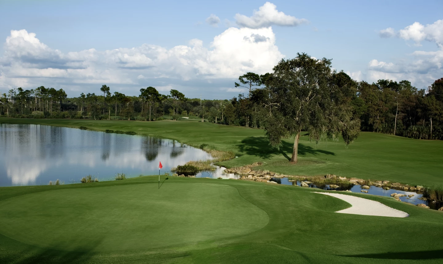 Naples Grande Golf Club - hole 9 