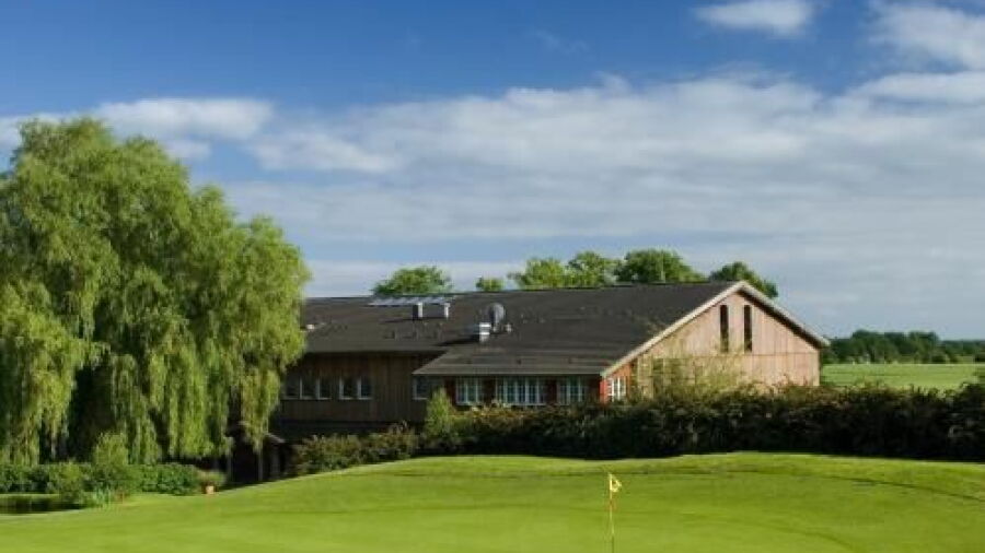 Kieler GC Havighorst: #18 & clubhouse