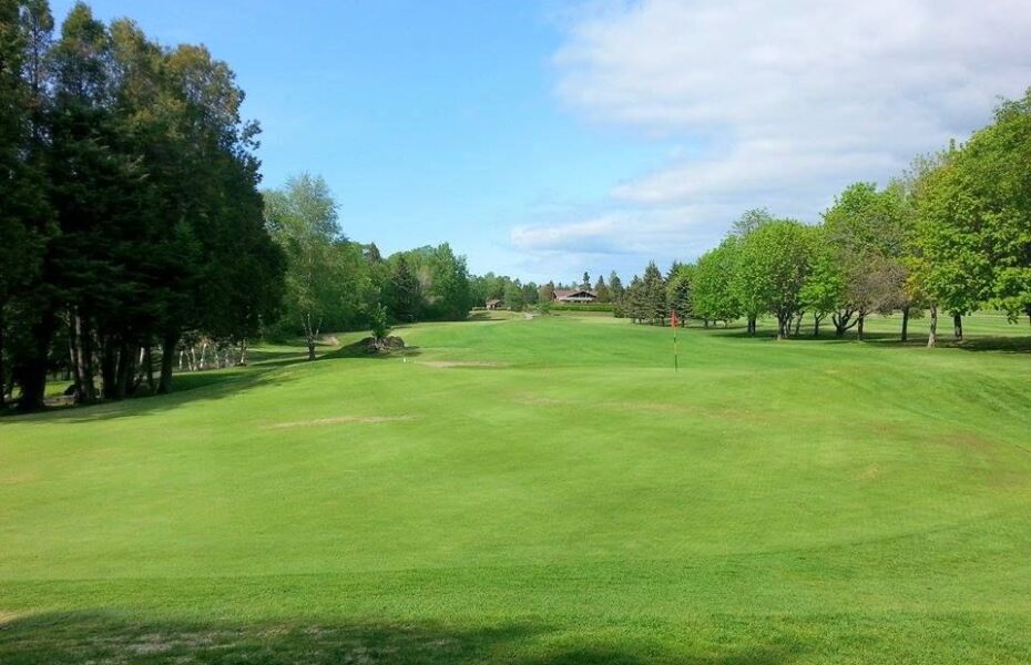 Club de Golf RiviereduLoup in Notre Dame du Portage, Quebec, Canada GolfPass