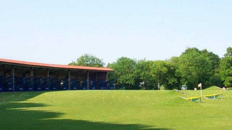 York Golf Range: Practice area