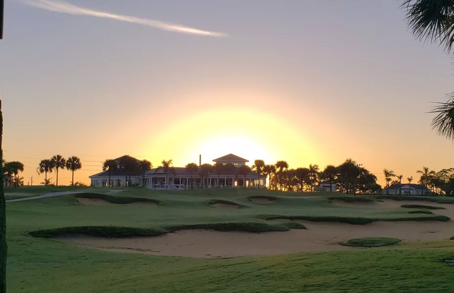 North Palm Beach CC: Clubhouse