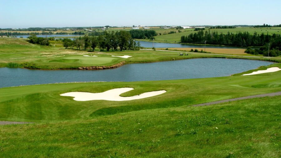 Glasgow Hills: green #15