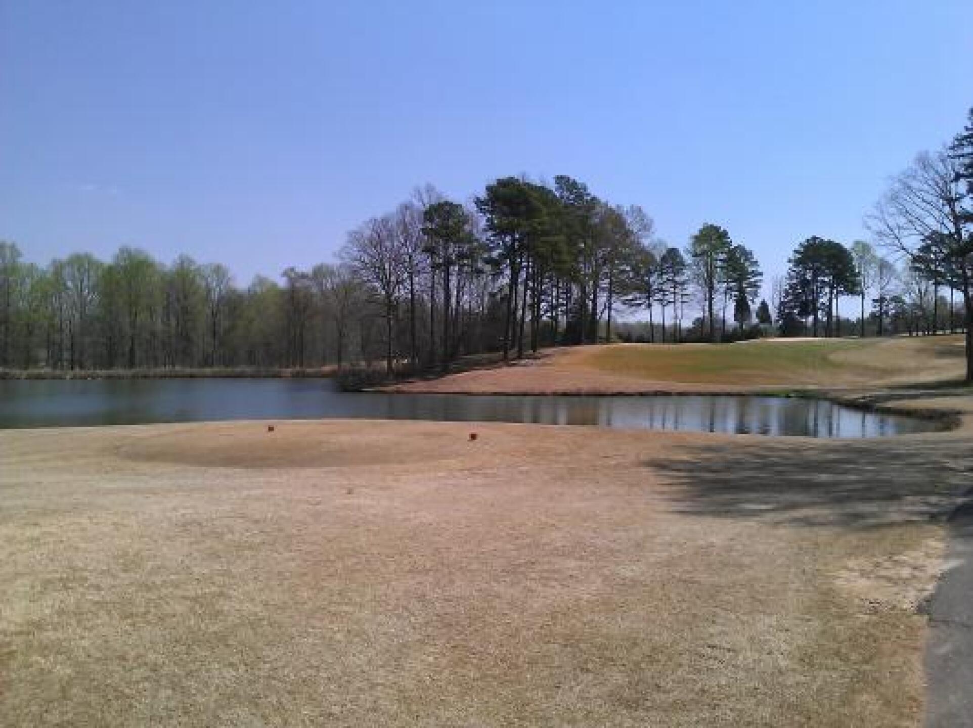 view from 9th hole tee box. (Photo submitted by Paul5702225 on 04/12/2013)