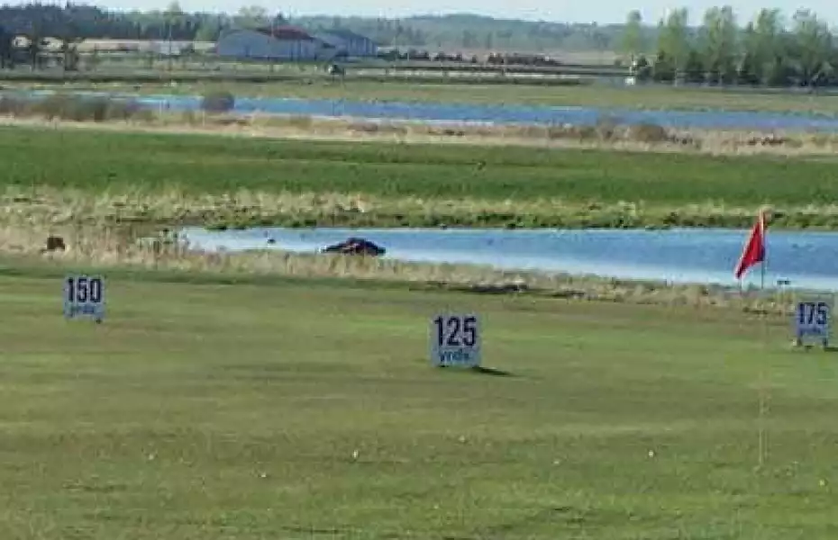 Loons Golf & RV Park: Driving range