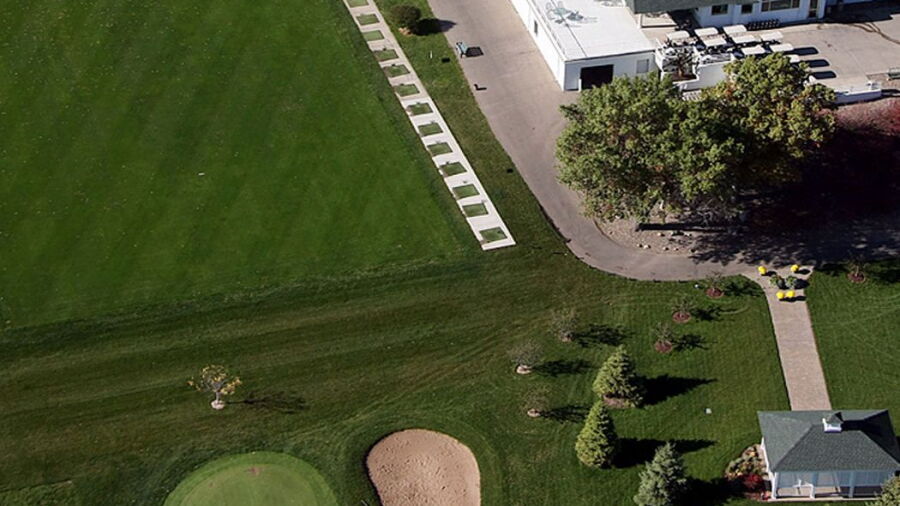 Crystal Lakes GC: Driving range