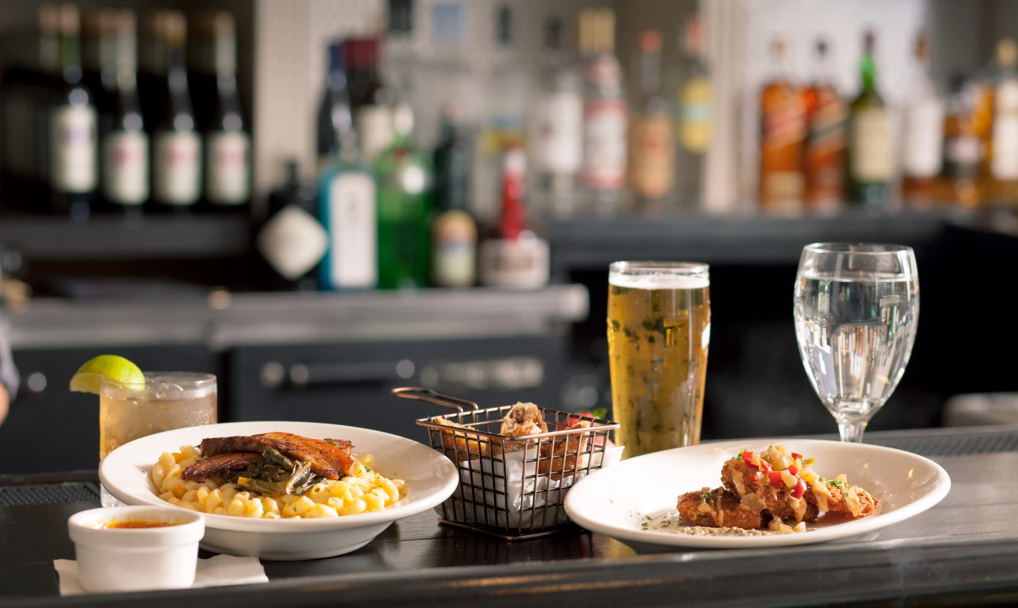 Huey's Lounge at Wild Dunes